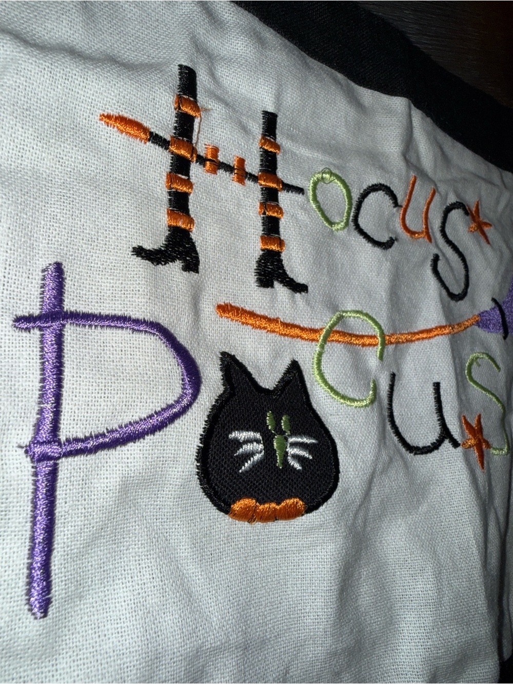 Halloween 'Hocus Pocus' Stitched Apron with Orange Trim - Picture 4 of 7